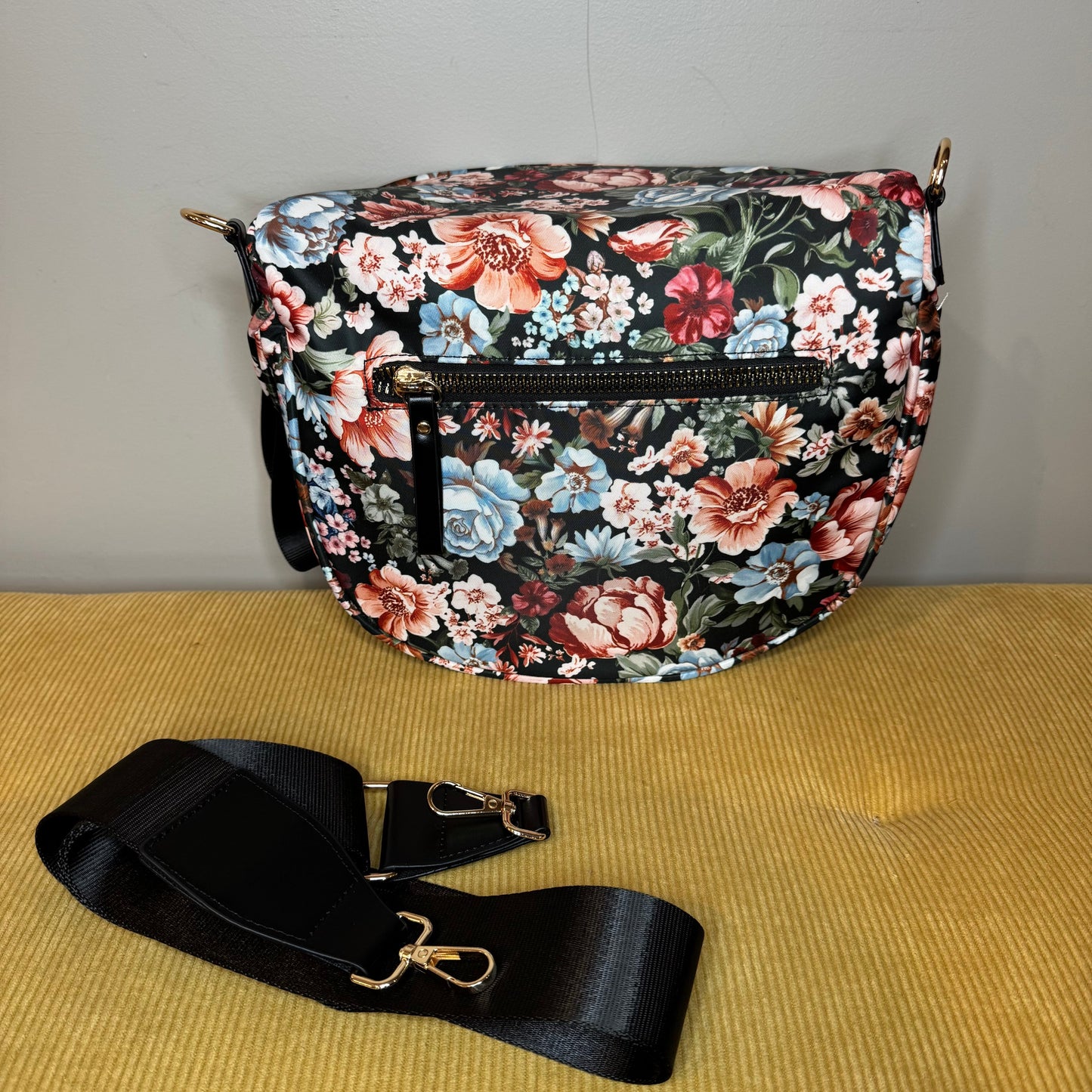 The Roni Nylon Crossbody - Floral