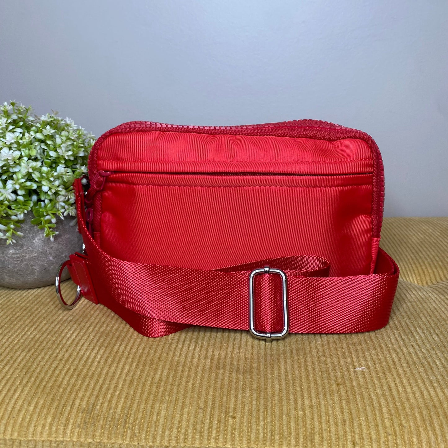 Remi - Nylon Crossbody Solid