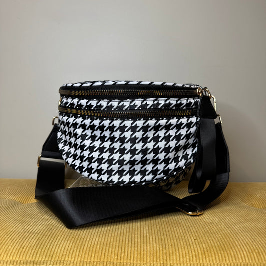 Roni - Nylon Crossbody - Houndstooth
