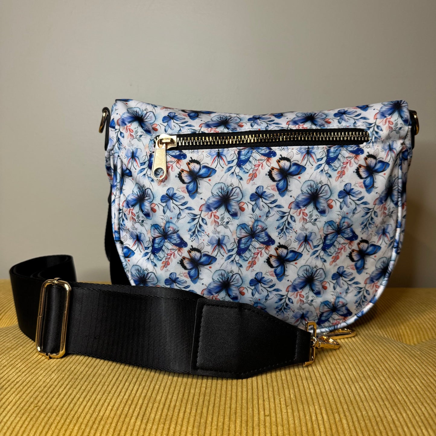 Roni - Nylon Crossbody - Blue Butterfly