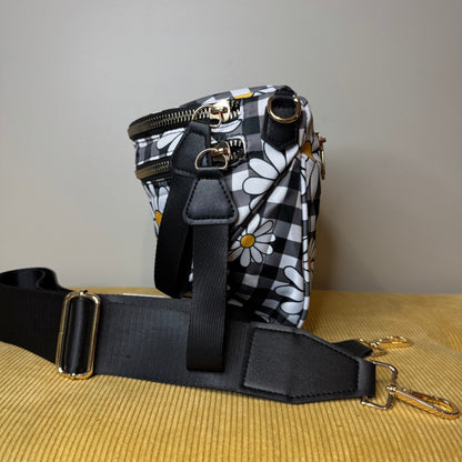 Roni - Nylon Crossbody - Daisy Gingham